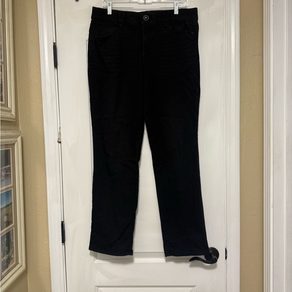 Democracy Women's Classic Black Straight Leg Ab Solution Jeans